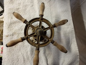 ANTIQUE VINTAGE MARITIME NAUTICAL SMALL METAL & WOOD SEA BOAT WHEEL
