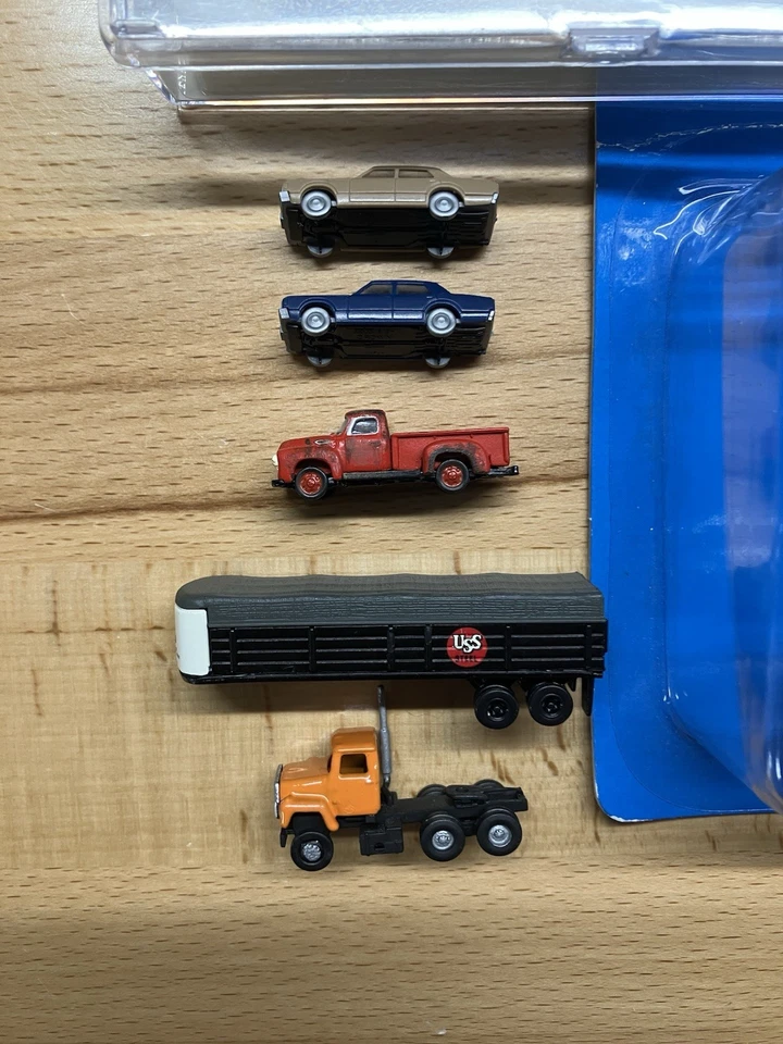 N Scale Vehicle Lot - Kato, Mini Metals, Atlas - Semi, Sedans, Trucks - Image 4 of 4