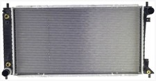 Radiator For 1999-2001 Lincoln Navigator