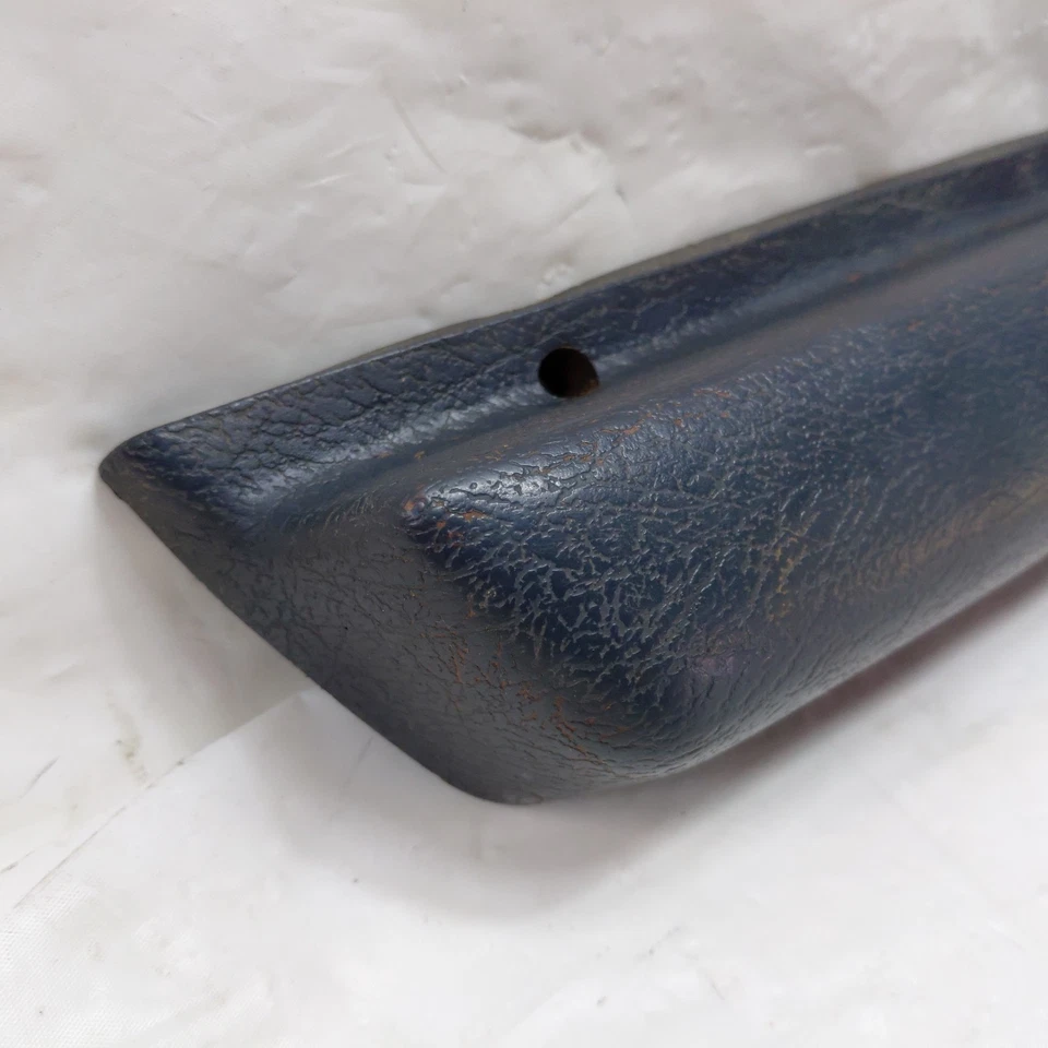 Reposabrazos panel puerta GMC 73-76 OEM C/K Series C10 K10 K20 6273111 Foto 2 de 4