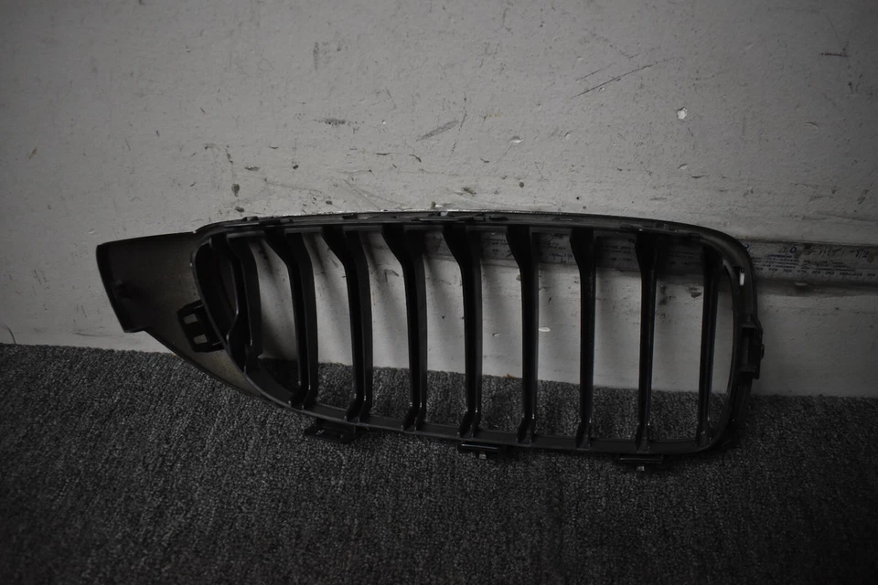 BMW 435I 2014-2015 PARRILLA LADO IZQUIERDO FÁBRICA OEM Foto 4 de 4