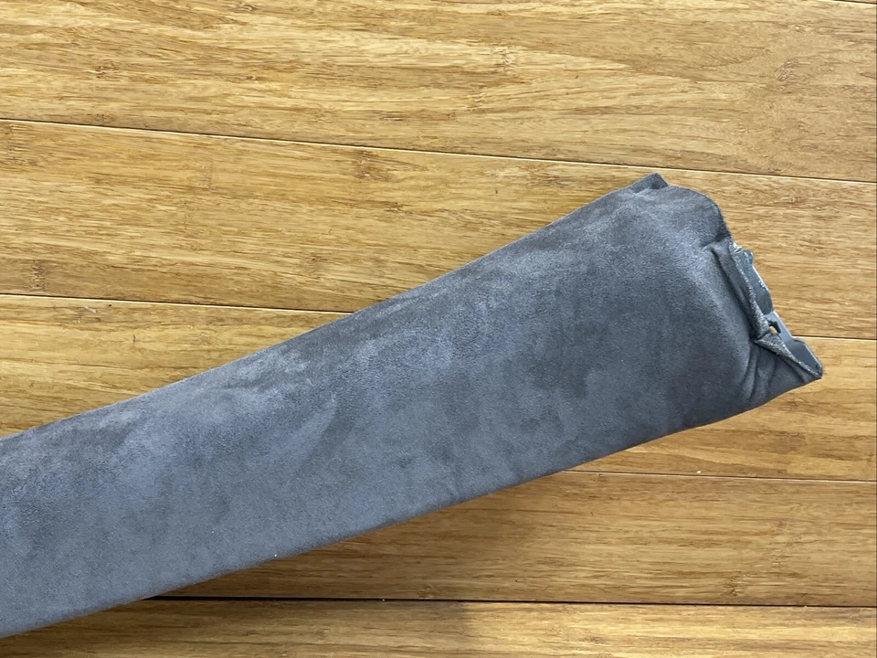 2006-2012 Porsche Cayman 987 tampa de acabamento de pilar esquerdo A fabricante de equipamento original - Imagem 3 de 4