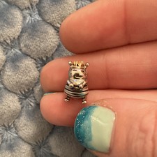 PANDORA Silver 14ct Gold Queen Charm 790227 | Compra en