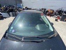 Pare-brise Peugeot 208