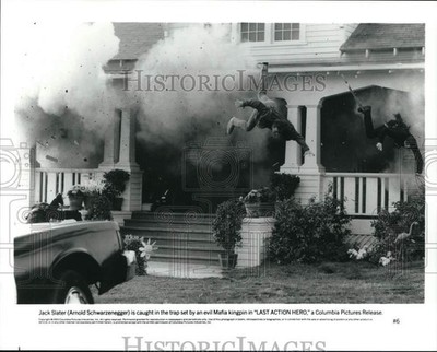 1993 Press Photo Arnold Schwarzenegger starring in ''Last Action Hero''