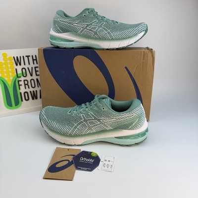 ASICS GT-2000 10 Women's Sage/ White 2022 - 1012B045-300 *NEW*