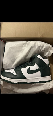 Nike Dunk Hi SP High-Top Sneaker Weiß/Grün EU 43 (US 9,5) CZ8149-100