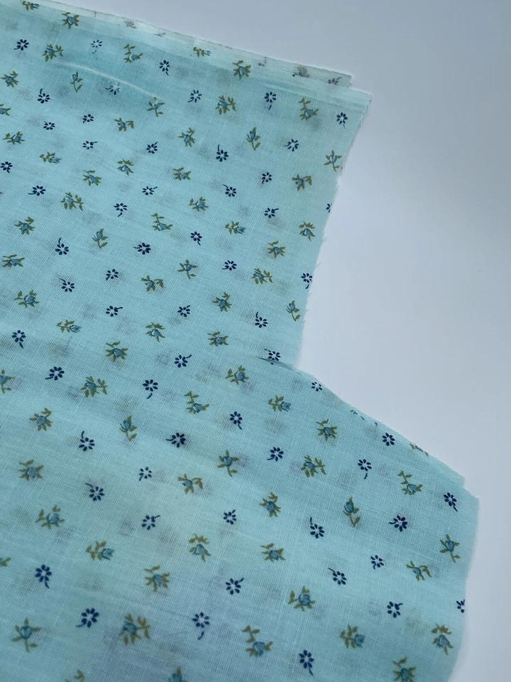 Blue Floral Cotton Fabric Flowers 13.5” X 45” - Image 4 of 4