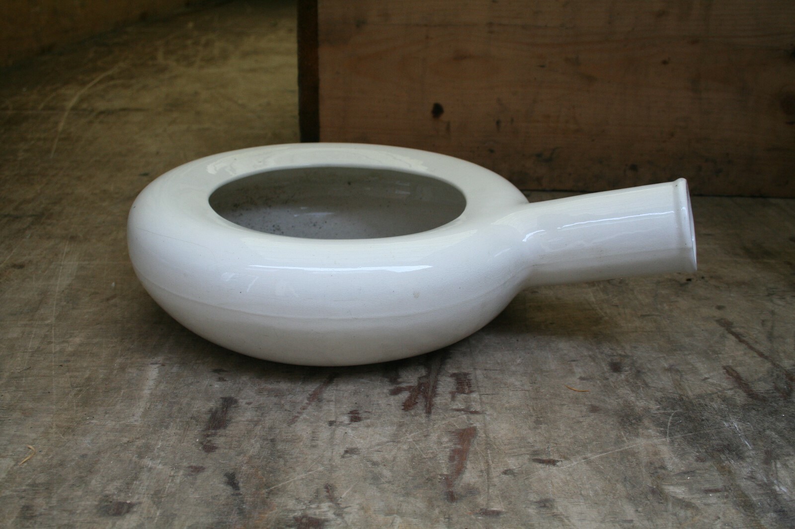 Antique Porcelain Bed Pan Chamber Pot Garden Feature Pot 13