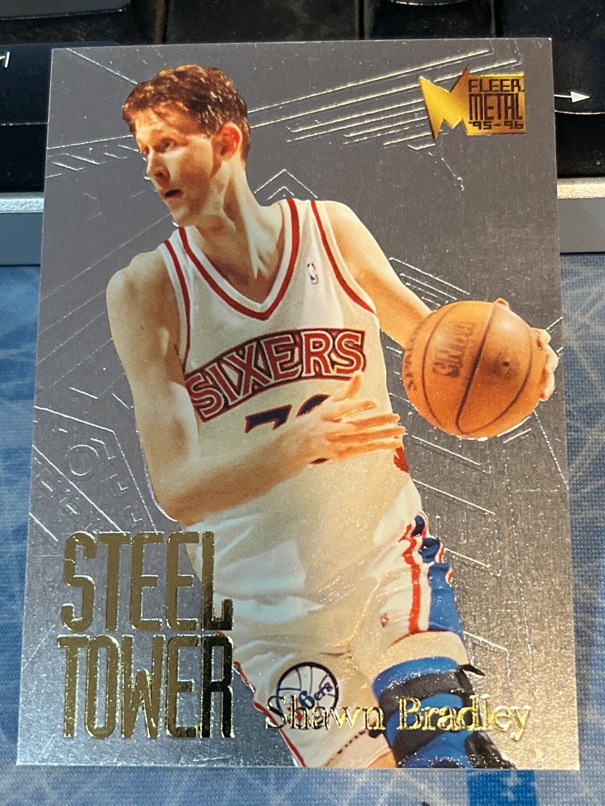 1995-96 Fleer Metal #1 Shawn Bradley Steel Tower