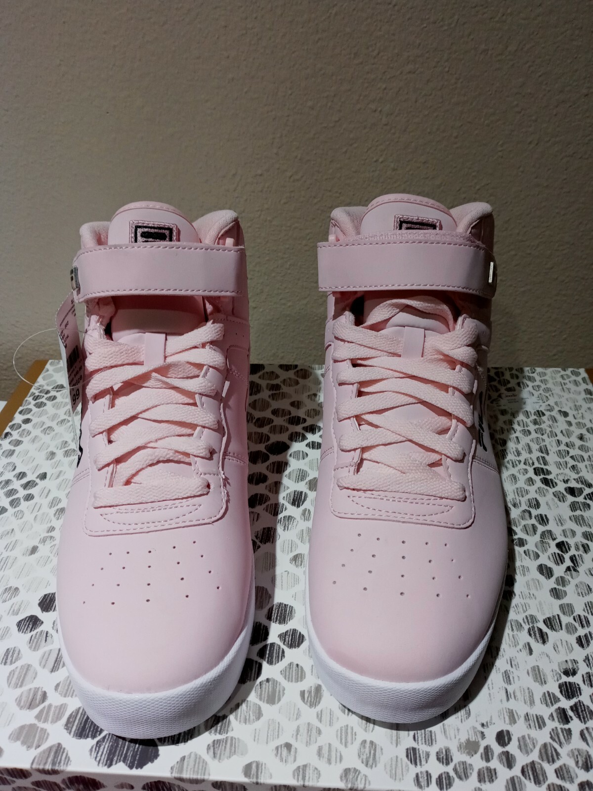 fila roberto mid ankle sneakers