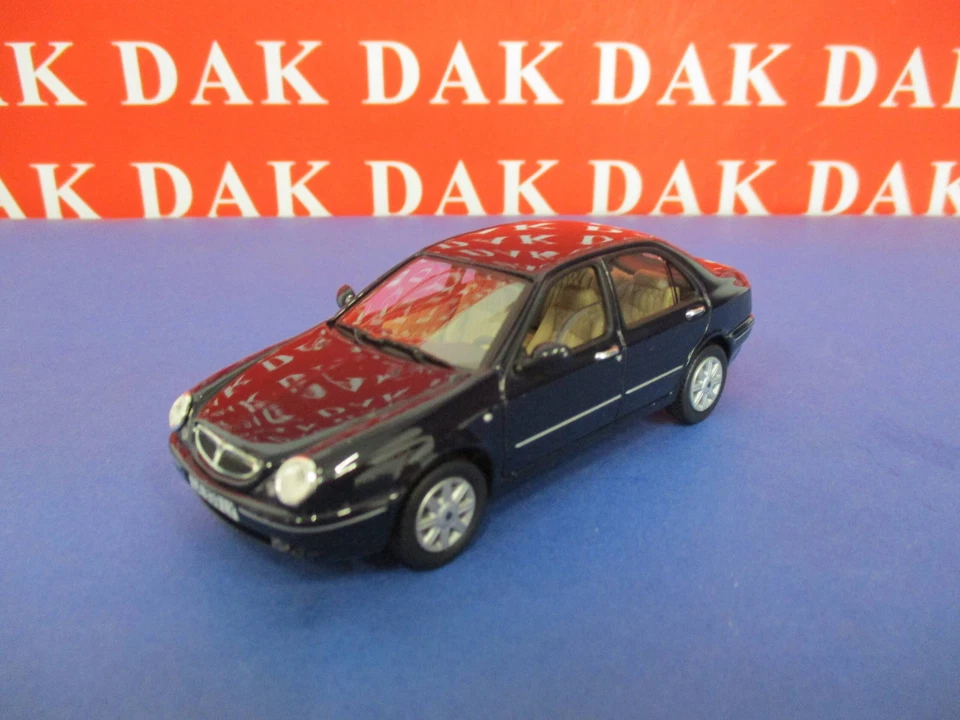 Die cast 1/43 Modellino Auto Lancia Lybra Blu Nera 1999 by Solido - Immagine 2 di 4