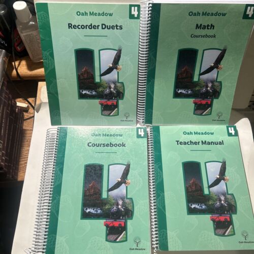 Oak Meadow Grade 4 Coursebook, Teacher Manual, Math & Recorder Book Set C. 2020 - Afbeelding 1 van 23
