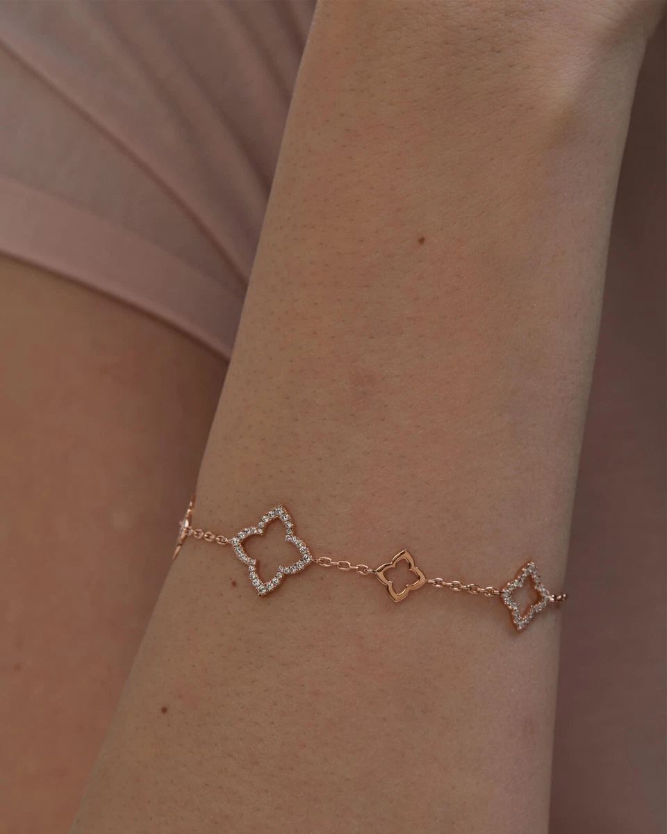 Solid 14K Gold clover bracelet leaf clover bracelet Moissanite