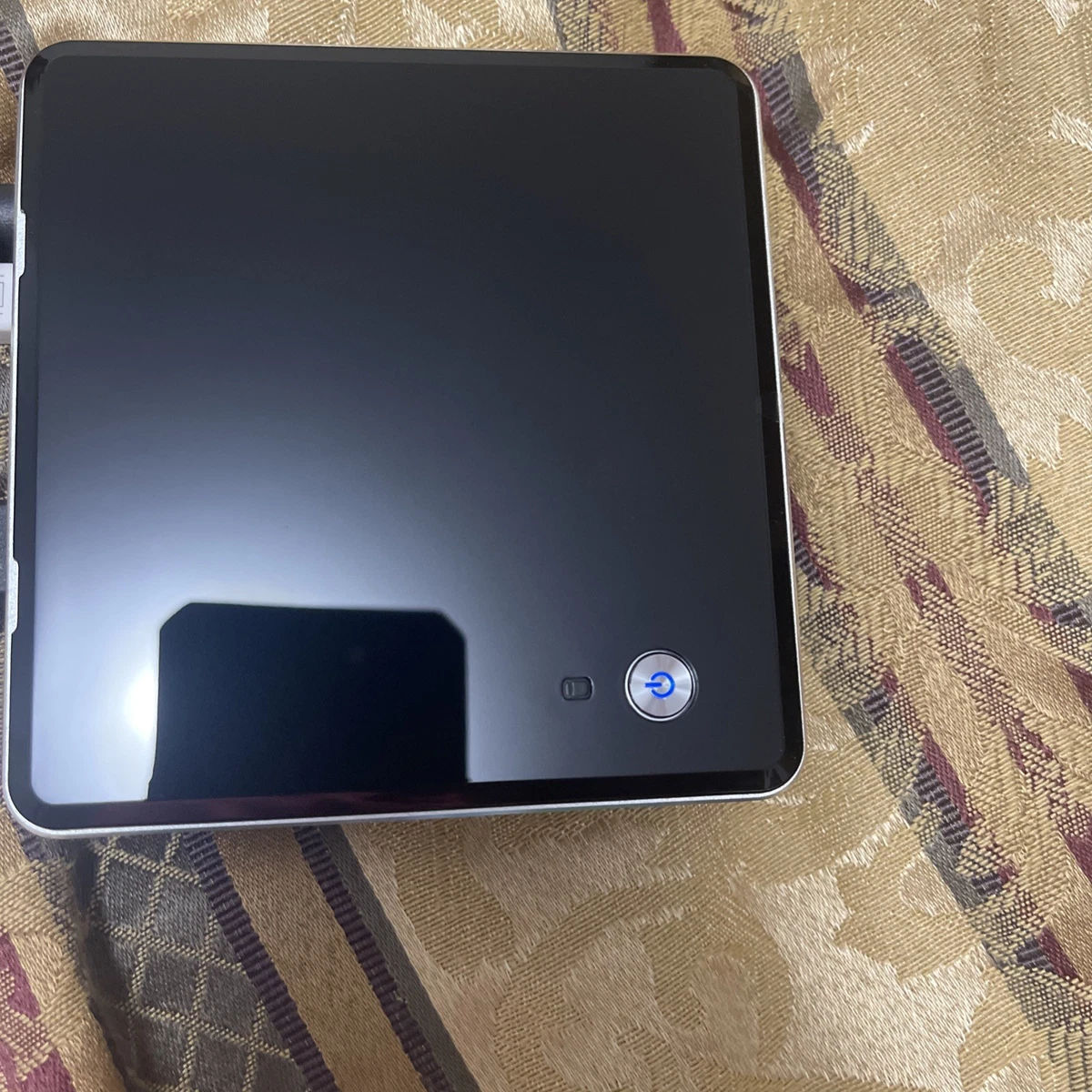 Intel NUC 250 GB-499 GB Hard Drive Capacity 8 GB RAM PC Desktops