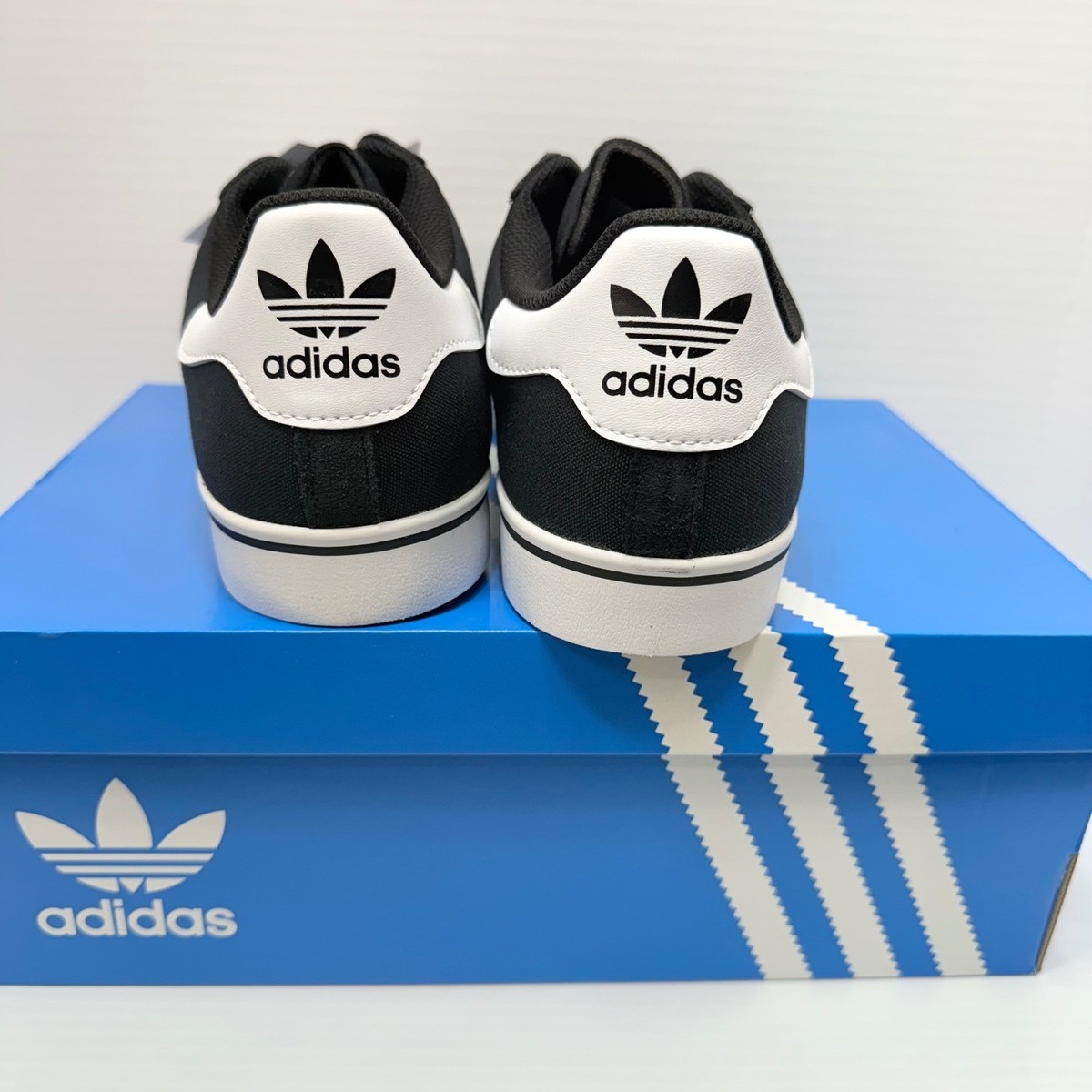 adidas gazelle silver green womens Adidas Campus 00s | Men's | Grey/White/White/Gum