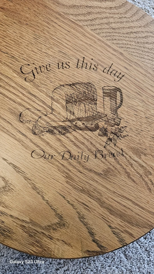 Tocadiscos Lazy Susan de madera maciza de roble vintage danos este día nuestro pan diario Foto 3 de 4