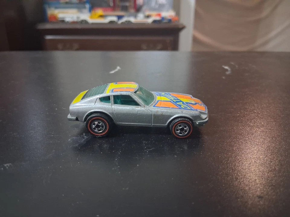 Bonito gris vintage Hot Wheels Redline Flying Colors Datsun Z Whiz Foto 2 de 4
