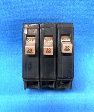 CUTLER HAMMER CIRCUIT BREAKER 20A 1 POLE 120/240VAC  LOT OF 3 