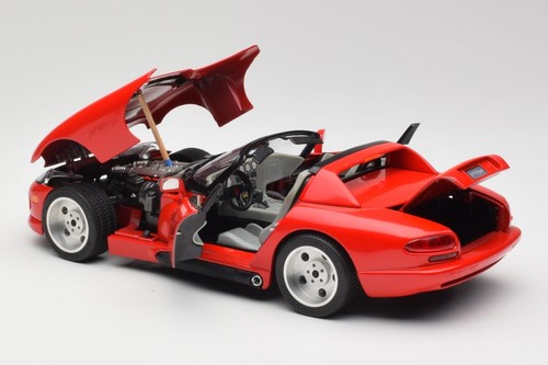3025 Dodge Viper RT/10 Red Limited Edition Bburago 1/18 - Foto 5 di 8