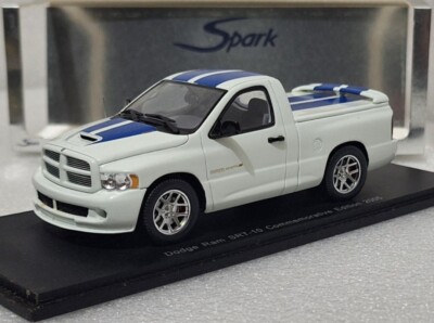 Dodge RAM SRT-10 Commemorative Edition 2005 White/ Blue Stripes 1:43 Spark S0866