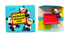 Avon PIN Vintage PANDA BEAR Picture or Name Tag FRAME Message Bear-er Brooch NEW