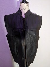 SOA Men's Motorcycle Club Leather Vest Concealed Carry Arms Solid Back