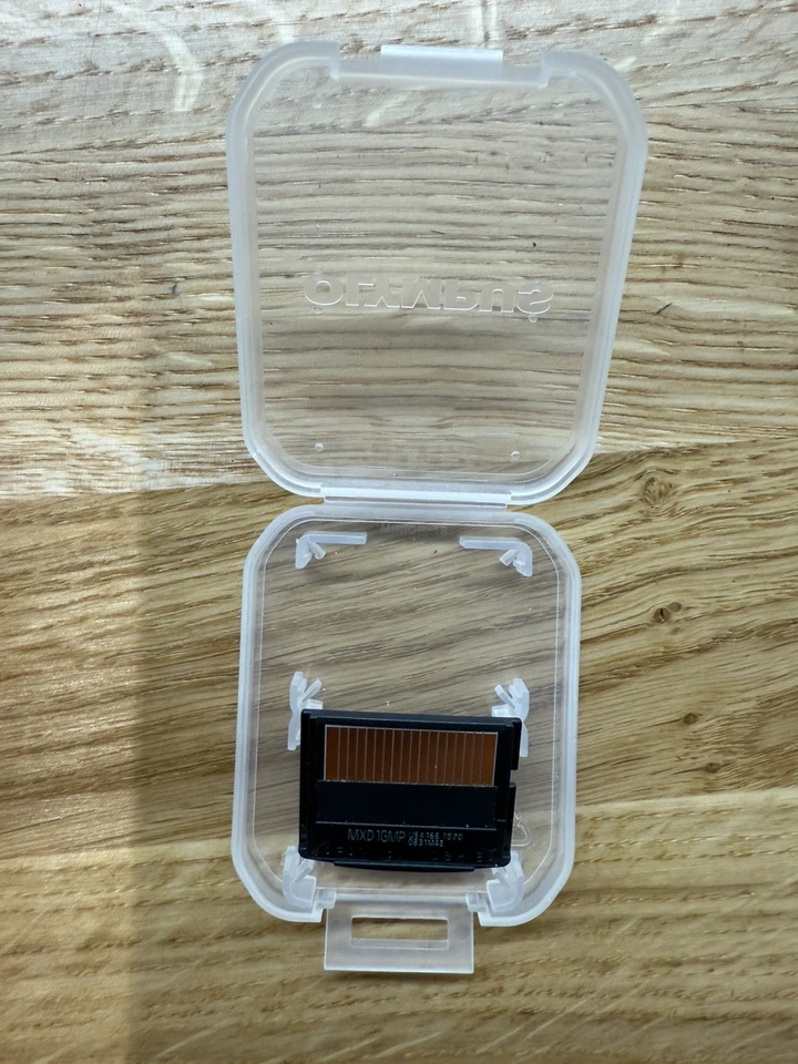 1GB OLYMPUS XD MEMORY CARD TYPE M+ FOR FUJI FINEPIX/OLYMPUS CAMERAS 1 GB CASED - Image 3 of 3