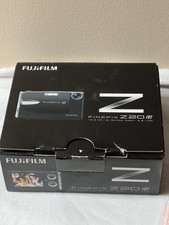 FUJIFILM FINEPIX Z20FD Digital Camera Black 3x Zoom, 2.5" LCD, 10MP Open Box