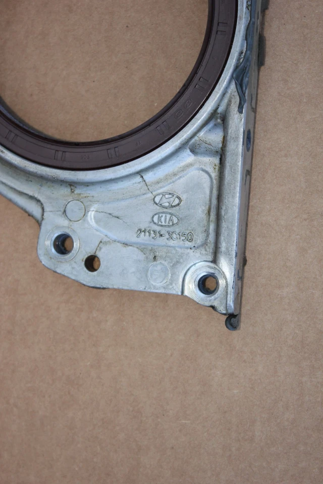 Sello de retención del cigüeñal trasero Hyundai Kia 2008-2024 3,3 L 21131-3C150,21130-3C151 Foto 3 de 4