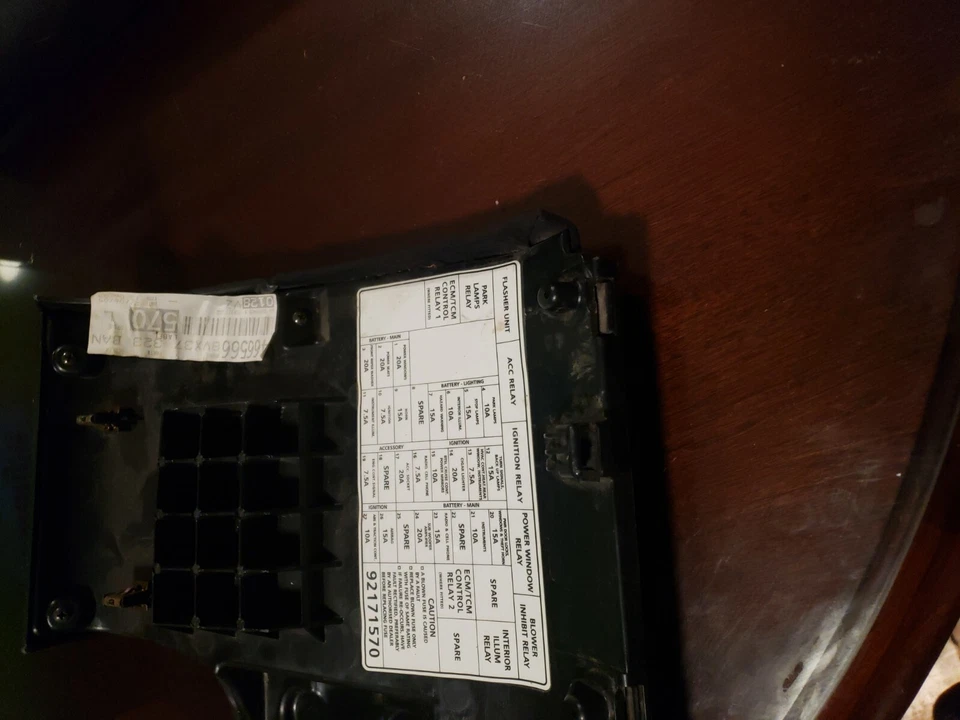 Pontiac GTO 2004-2006 OEM PASO DERECHO guantera lateral compartimento negro 1B9 Foto 3 de 4