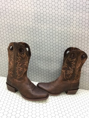 ariat circuit striker