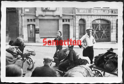 E3/7 WW2 ORIGINAL GERMAN WEHRMACHT PHOTOS OF FRENCH REFUGEES