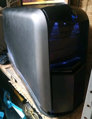Alienware Aurora R4 PC Win11/XP GTX 980 Ti Core i7 4930K 32GB SSD+1TB