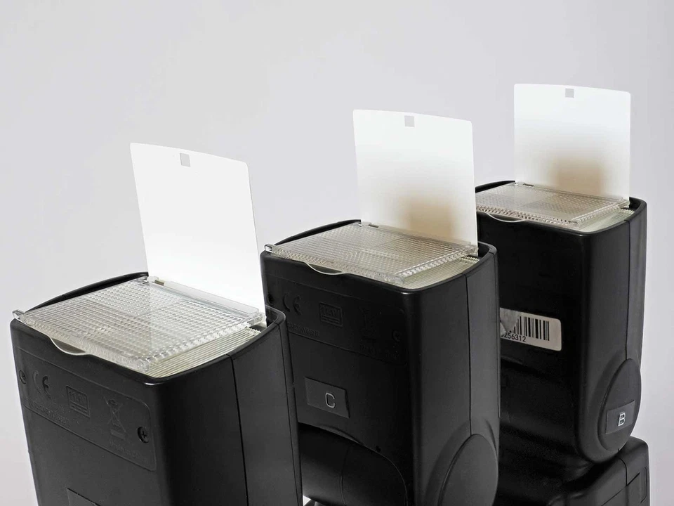 Sistema inalámbrico Godox V860 II de 3 flashes con disparador para cámaras Olympus/OM Foto 4 de 4