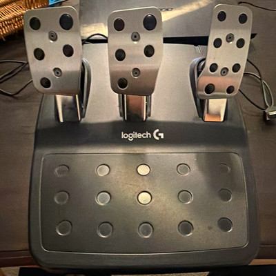 Logitech G 3-Pedal Racing Pedal Set Wired for PC, Black/Silver