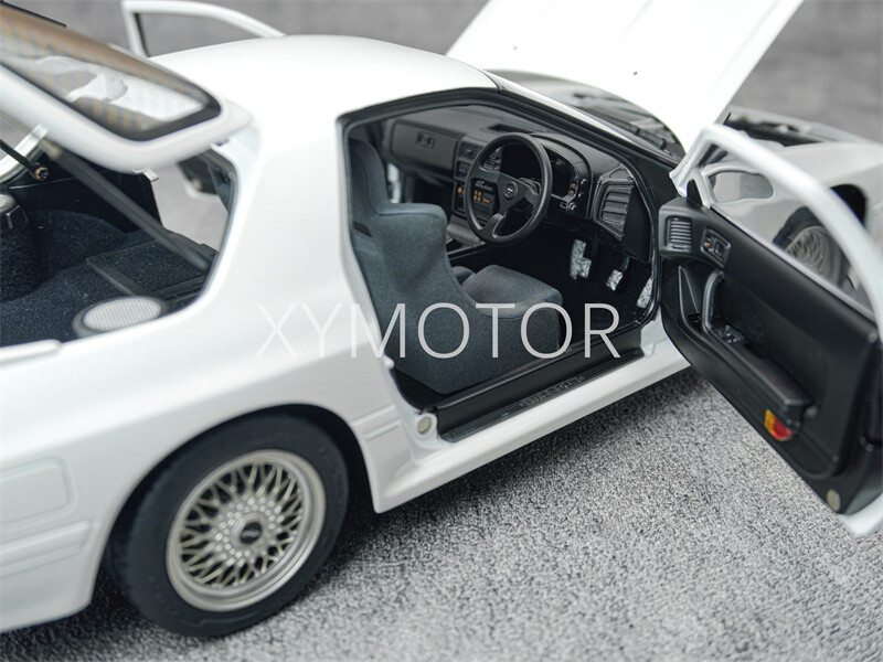 WHELART 1:18 Mazda Savanna RX-7 FC3S infinite RX7 White