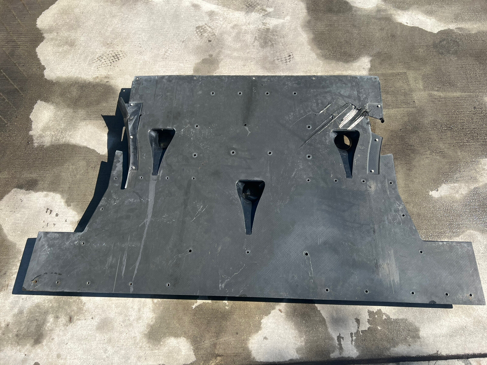 2006 Mercedes SLR Mclaren Rear Under Tray Splash Shield Cover Panel 1996160252