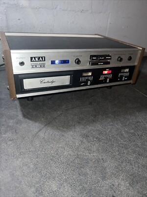 Vintage AKAI CR-80 Surround Sound 8-Track Stereo Player Vintage AKAI CR-80 Surround Sound 8-Track Stereo Player