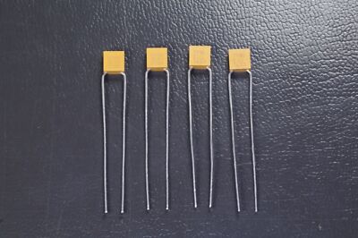 Lot of 4 C052G102G1G5CR Kemet Capacitor 100V .001 uF µF 2% C0G CCR05CG102GR NOS