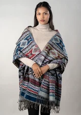 Hand loomed Woolen Shawl Vivek