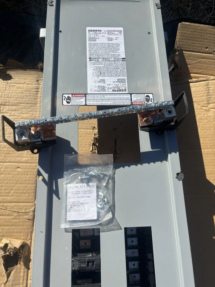 Siemens Panel Interior 400 amp MCB P1C42JD400ATST 208v - Image 3 of 4