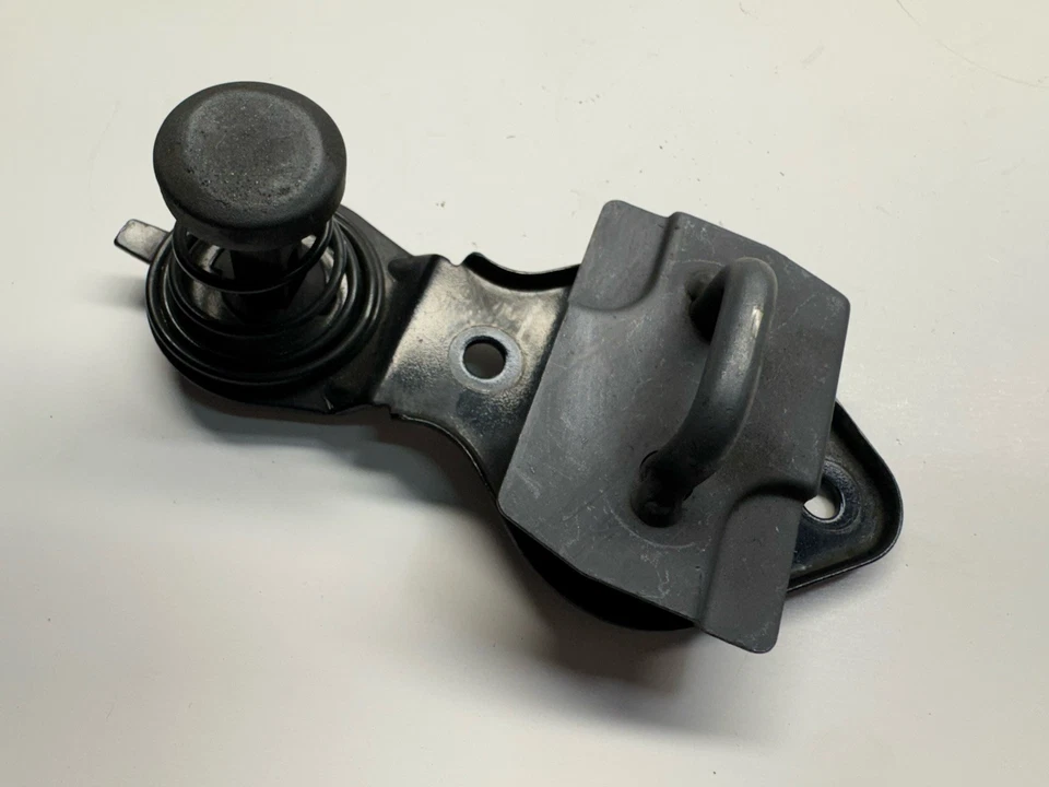 03-09 PAR DE BLOQUEO SUPERIOR CAPÓ DELANTERO MERCEDES-BENZ E320 A2118800360 OEM Foto 3 de 4