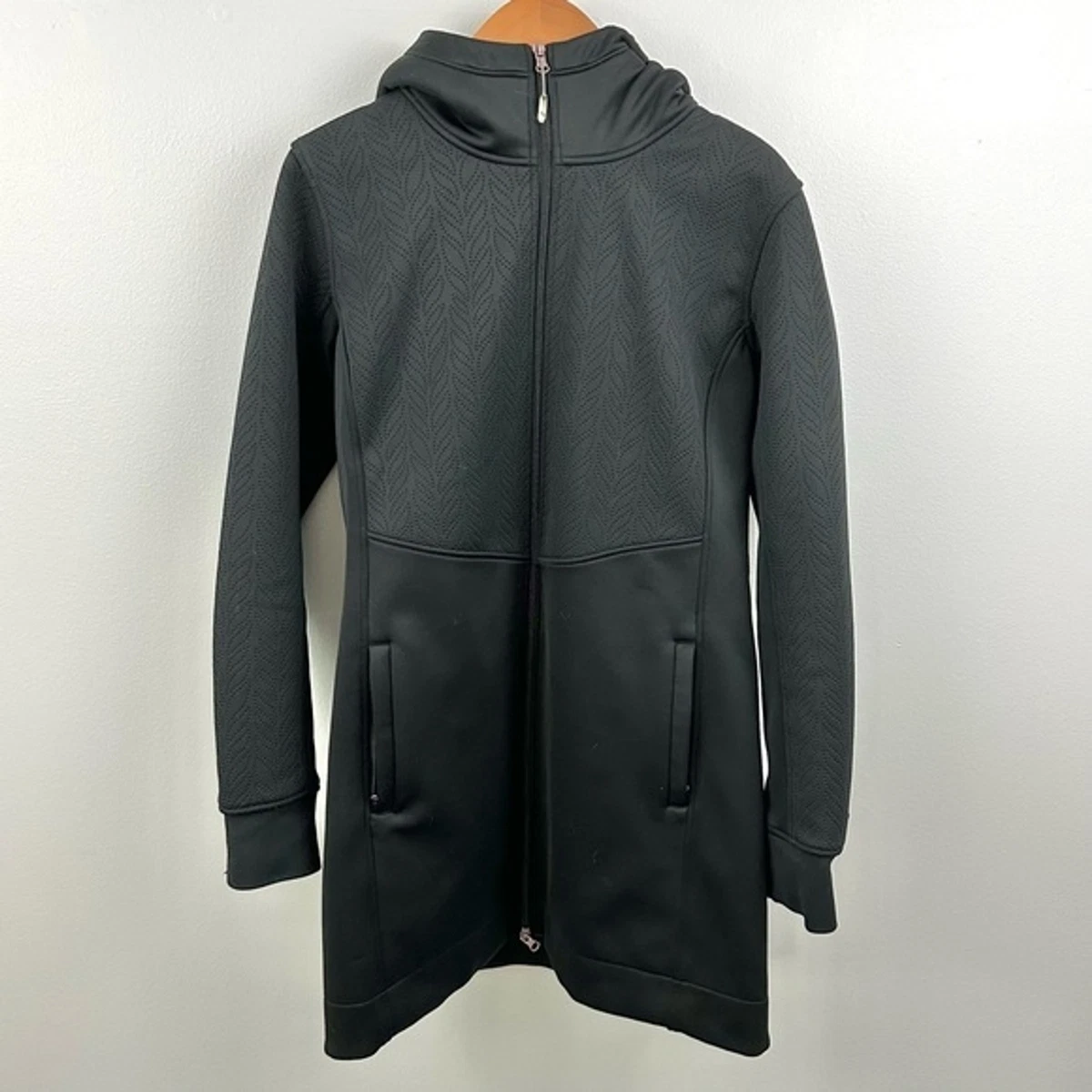 Calia By Carrie Underwood Black Embossed Softshell Jacket Size Medium