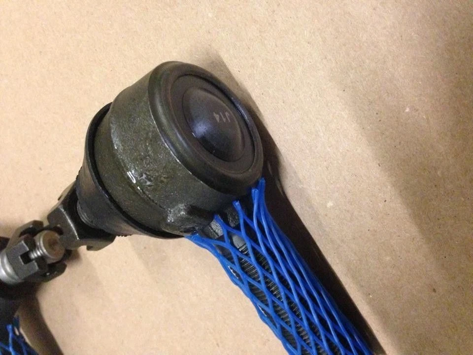 Cadillac 1957 - 1960 Eldorado, Deville, Fleetwood Outer Tie Rod End Pair - Image 2 of 2