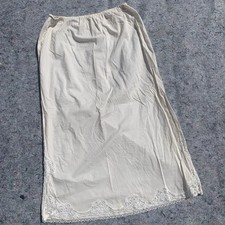 Adorable vintage 70s does Edwardian cream cotton casual skirt w/ lace trim