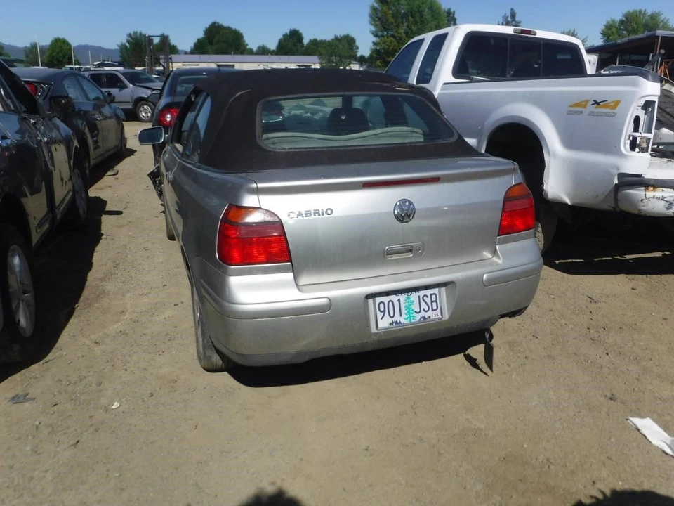 Bomba de dirección asistida convertible para 99-02 GOLF 30282142 Foto 3 de 4