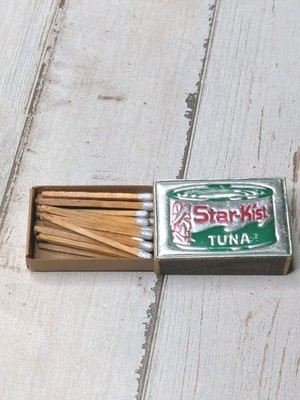 Vintage Matchbox Star-Kist Tuna w/ Matches Made In Sweden Silver Foil Rare