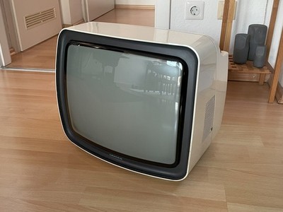 Grundig Triumph 1716 - Vintage-Fernseher (1970) | FUNKTIONAL