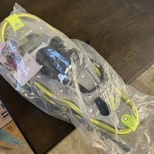 Alptrek 821 Snowshoe Kit with Poles & Carry Bag Green G2, New